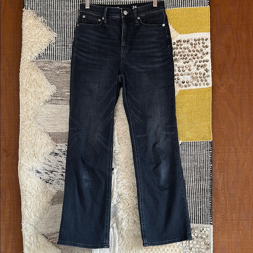 The Gap slim Demi boot cut Jean size 26